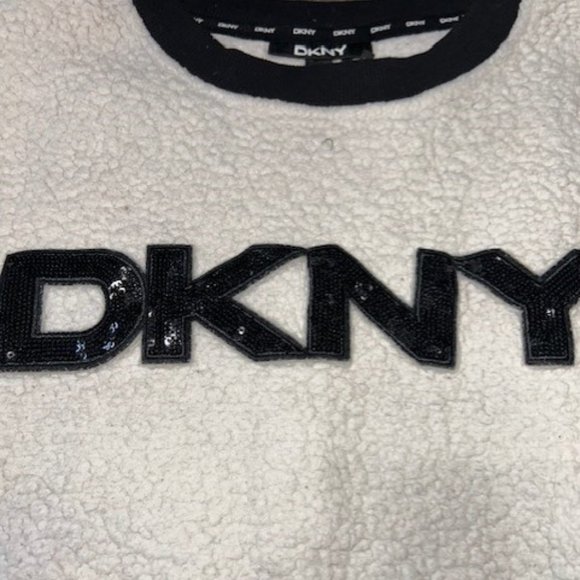 DKNY Spellout Womens Ivory Sequined Puffed Shoulders Long Sleeve Sweater M EUC - Picture 3 of 5